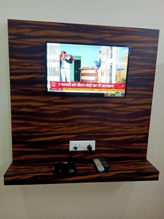 Hotel The Ideal Kushinagar Luaran gambar