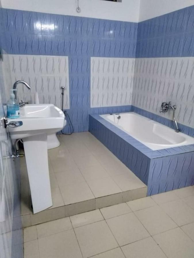 Hotel The Ideal Kushinagar Luaran gambar