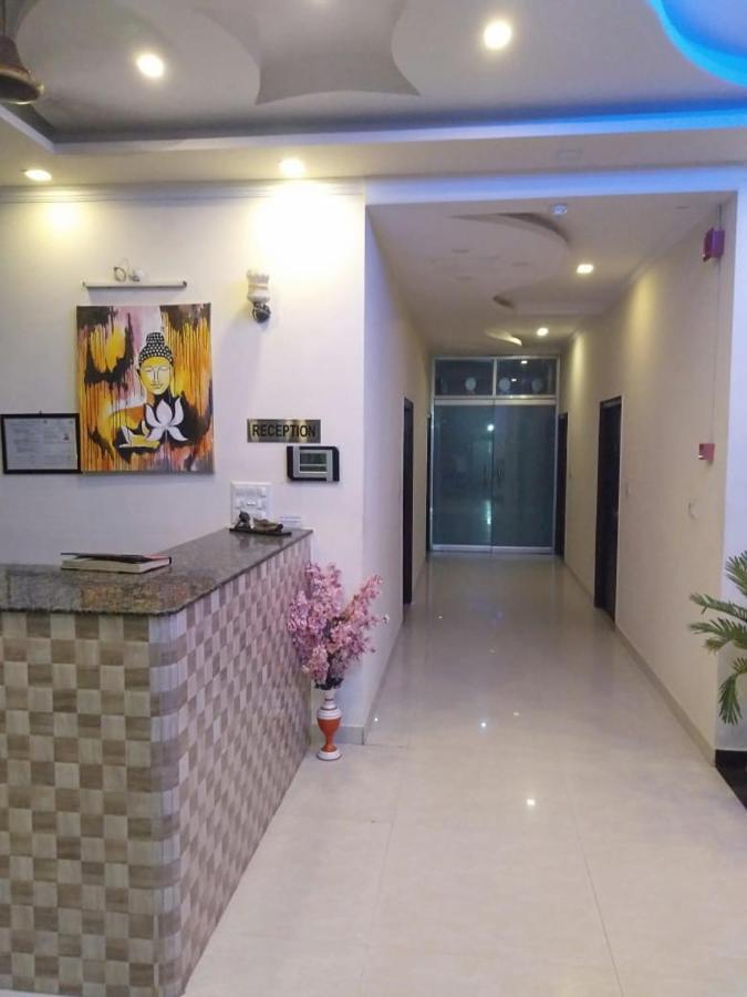 Hotel The Ideal Kushinagar Luaran gambar